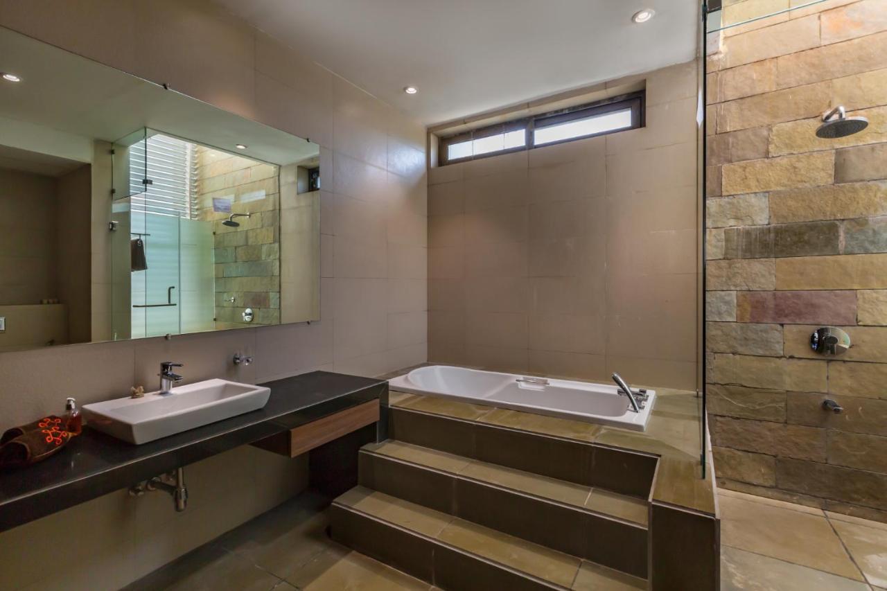 Saffronstays Aspen, Lonavala - Luxury Pool Villa With Games And Tv Room Near Bhushi Dam Eksteriør billede