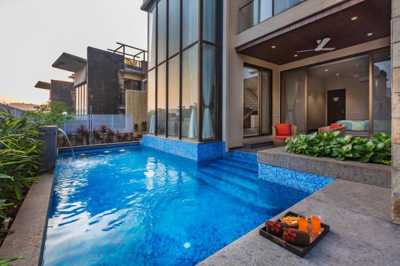 Saffronstays Aspen, Lonavala - Luxury Pool Villa With Games And Tv Room Near Bhushi Dam Eksteriør billede