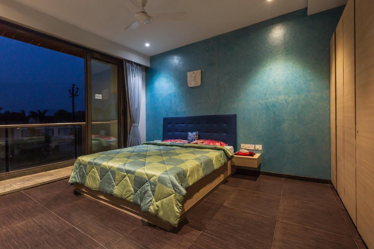 Saffronstays Aspen, Lonavala - Luxury Pool Villa With Games And Tv Room Near Bhushi Dam Eksteriør billede